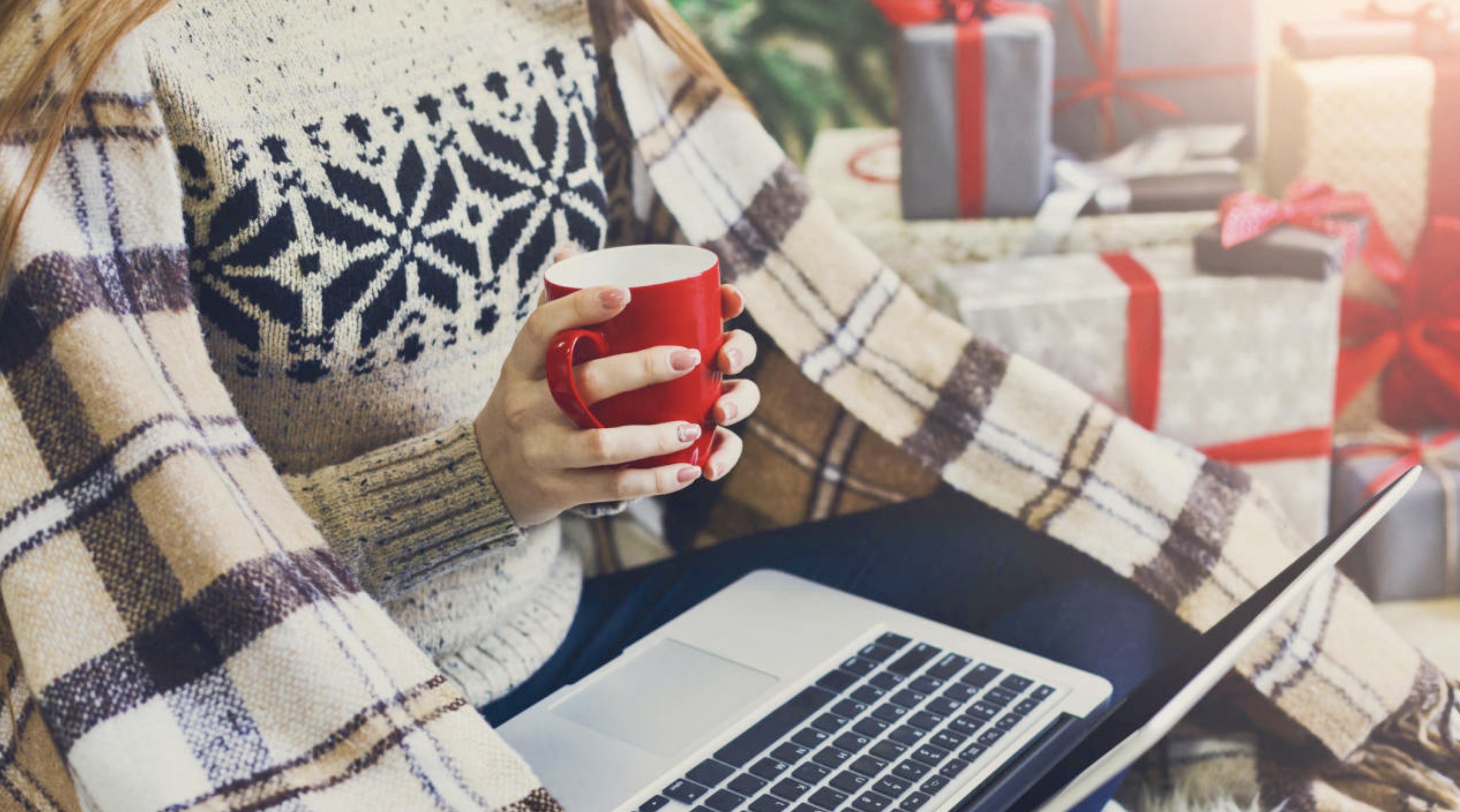 5 Smart Money Moves To Make This Holiday Season